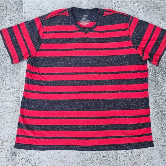 No Boundaries Men T Shirt Red Gray Striped Tee Short Sleeve Size XLXG - Picture 4 of 8
